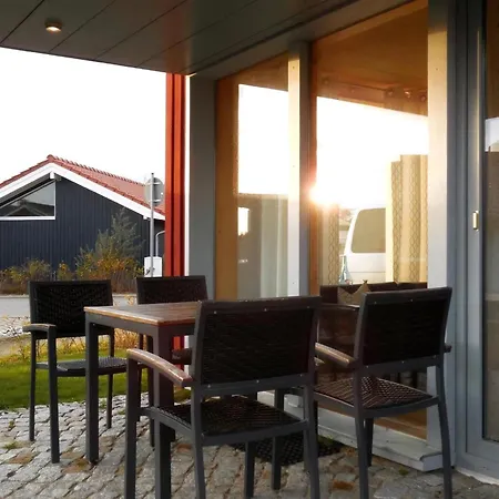 Familienfreundliches Haus Mit Terrasse Und Garten